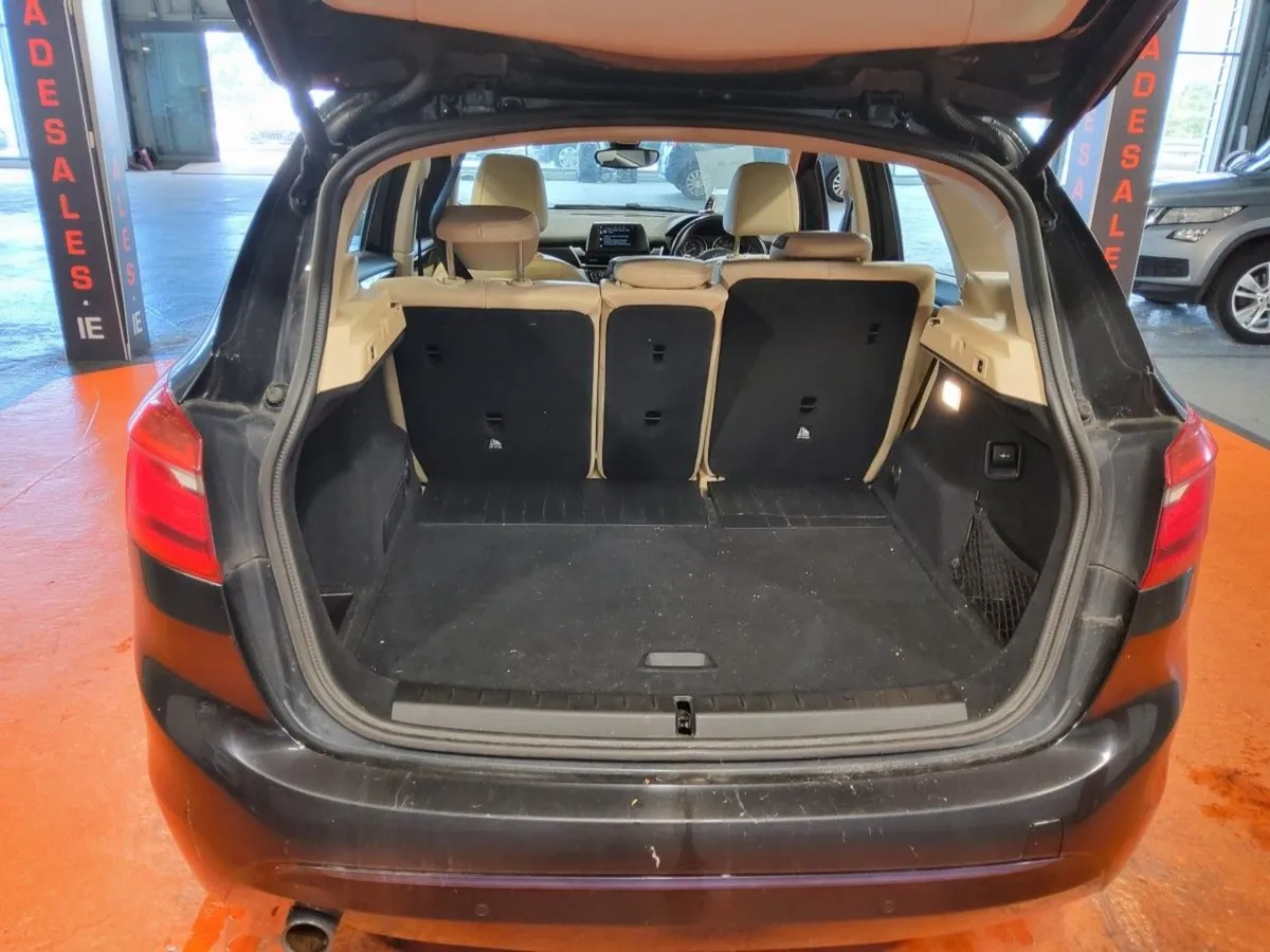 BMW 2 Series 218d SE Auto - Image 4