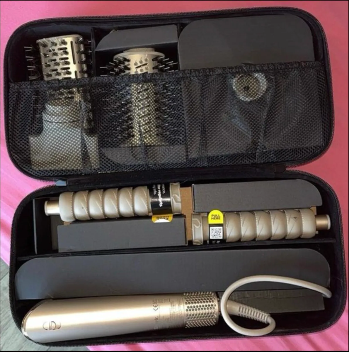 Shark / Dyson hair styler - Image 1