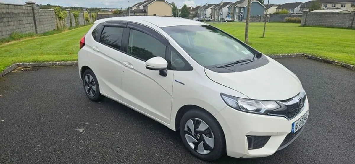 2016 Honda Fit - Image 3