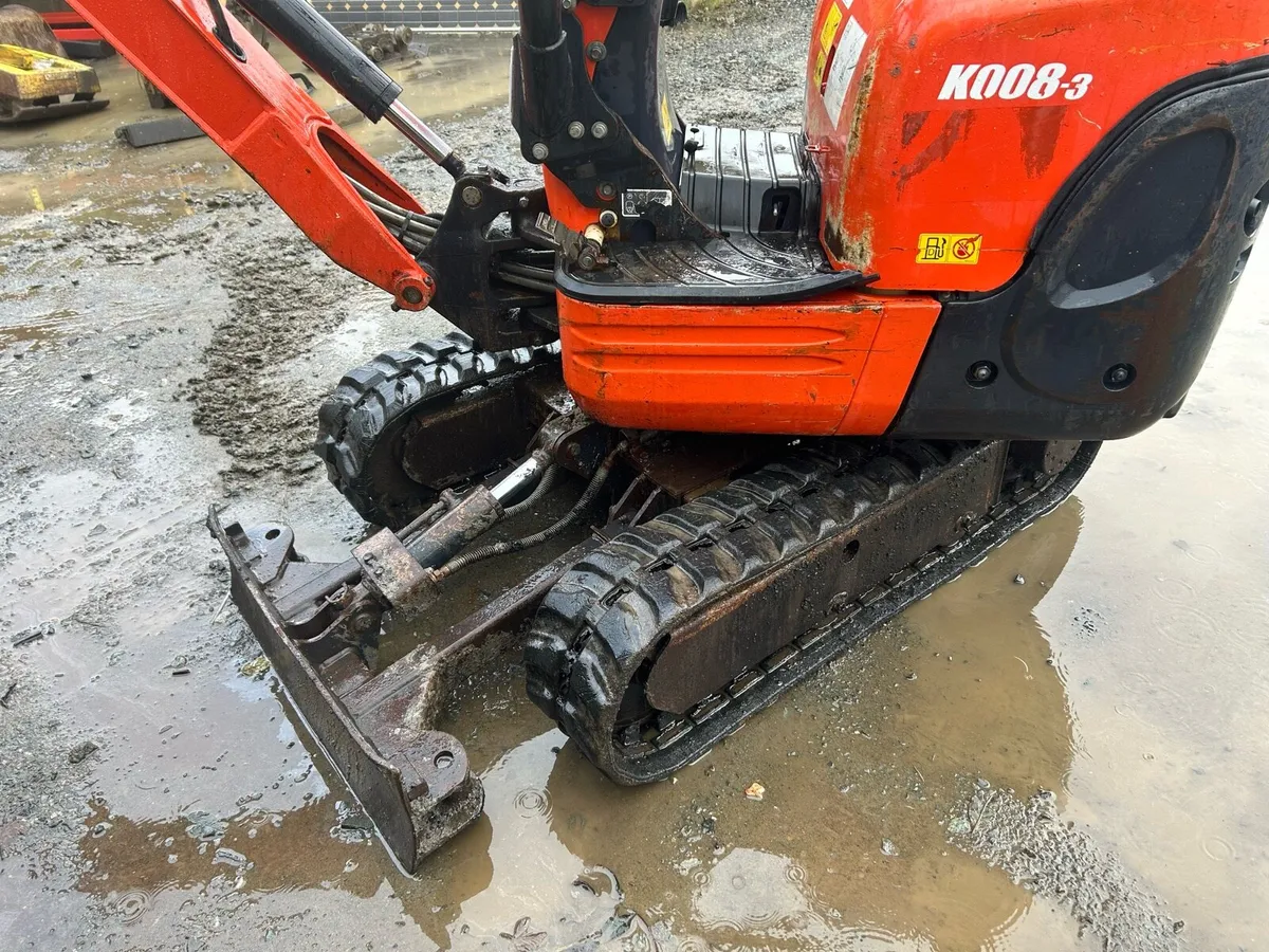Kubota k008-3 Mini Digger 2018 1875 hrs £8250 plus - Image 2