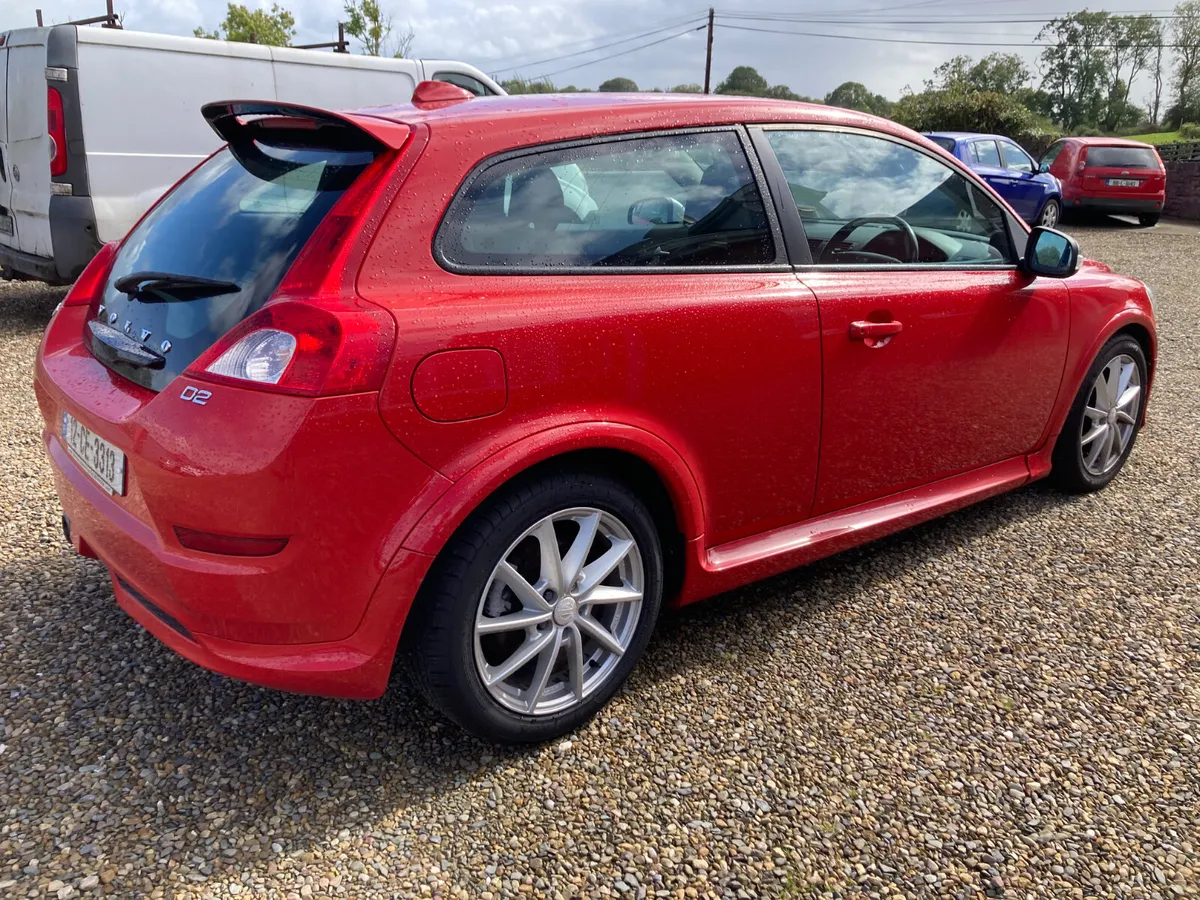 Volvo C30 R Design 2012 Diesel - Image 4