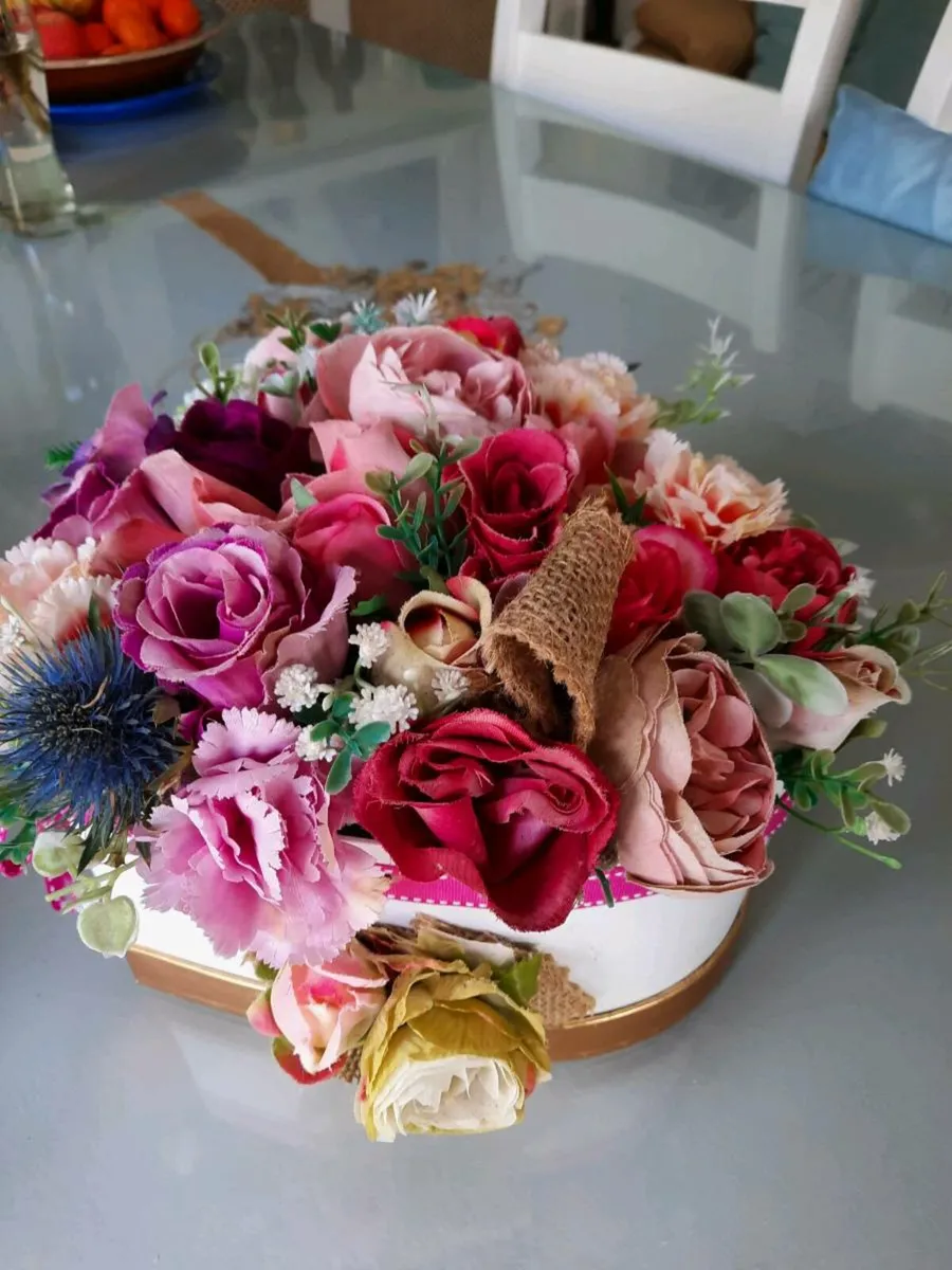 Heart shaped silk flower arrangement - Image 3