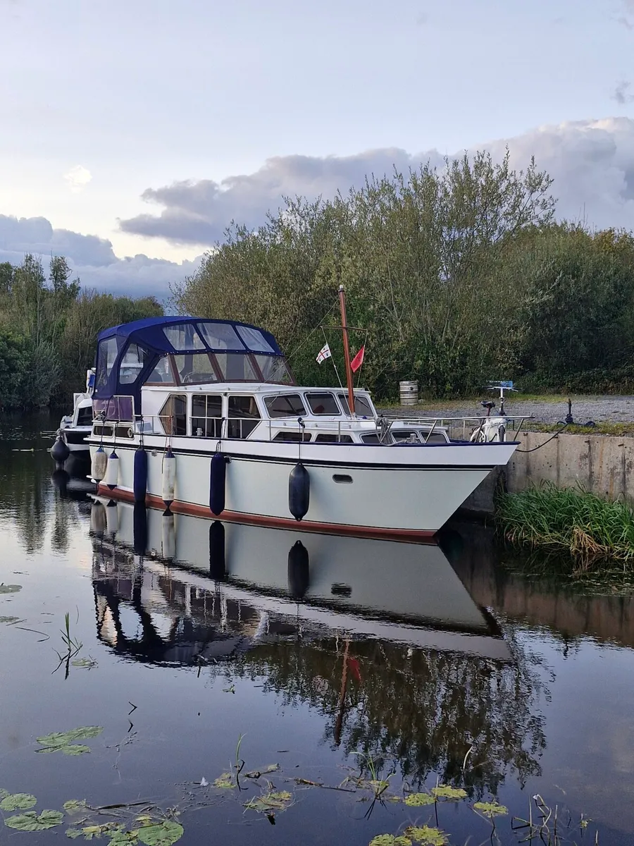 Boat - Image 1