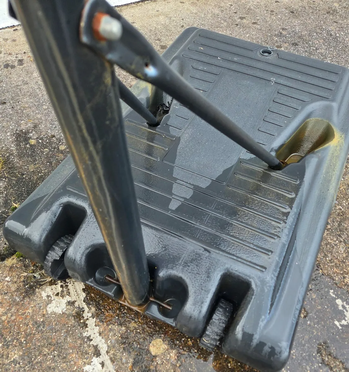 Outdoor Basketball stand - Image 3
