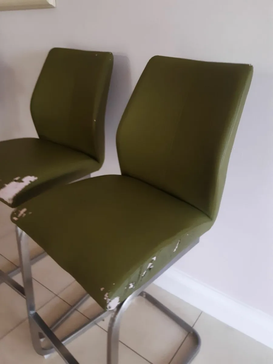 Kitchen stools - Image 1