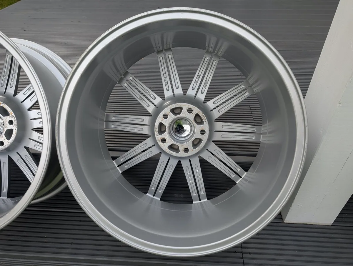 R20 Axe Ex15 5x120 Bmw Vw Transporter T5 T6 wheels - Image 4