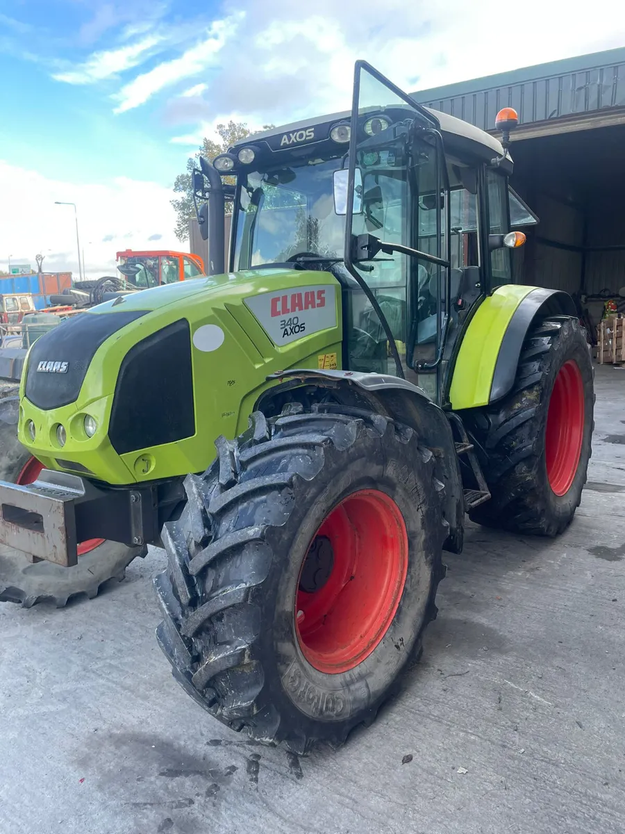 Claas 340 Axos - Image 4