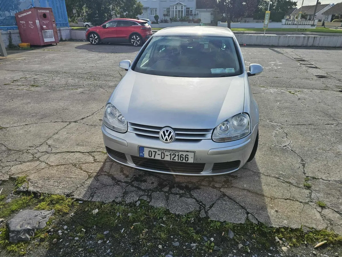 AUTOMATIC 07 Volkswagen Golf - Image 1