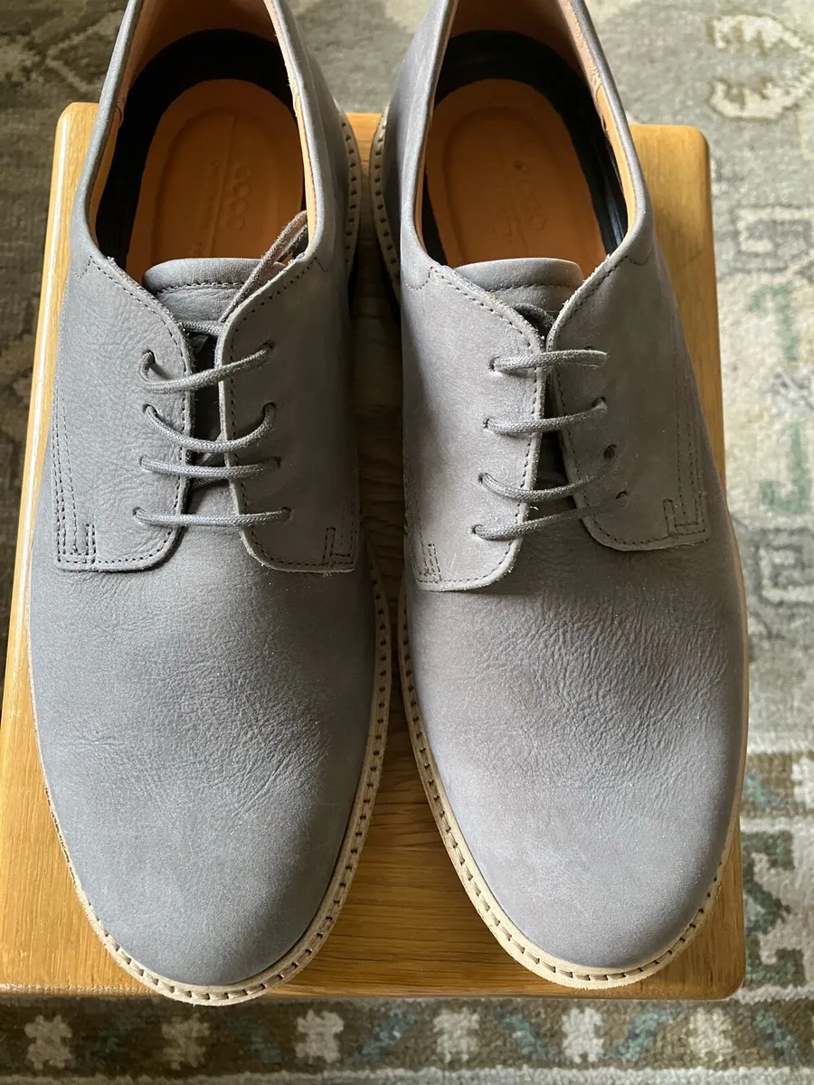 Shoes - Image 2