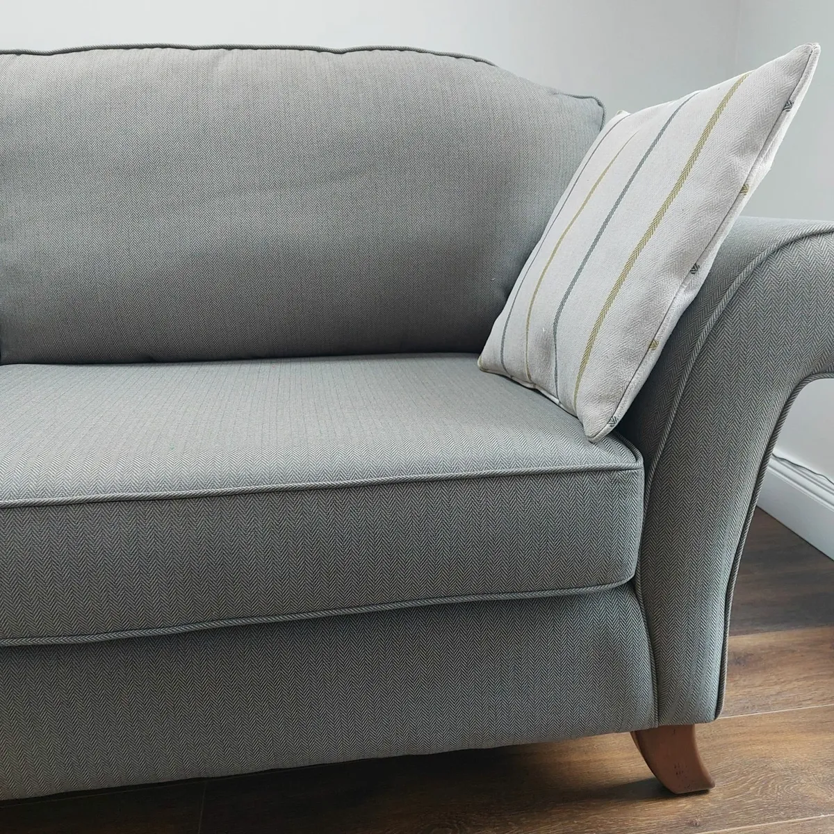 3 Seater Sofa - Image 4