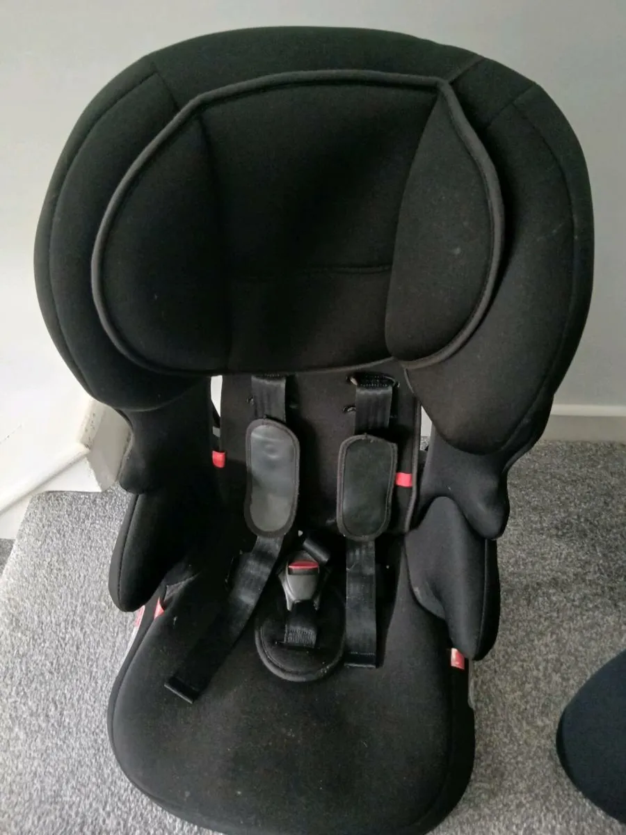 Nania car seat - Image 1