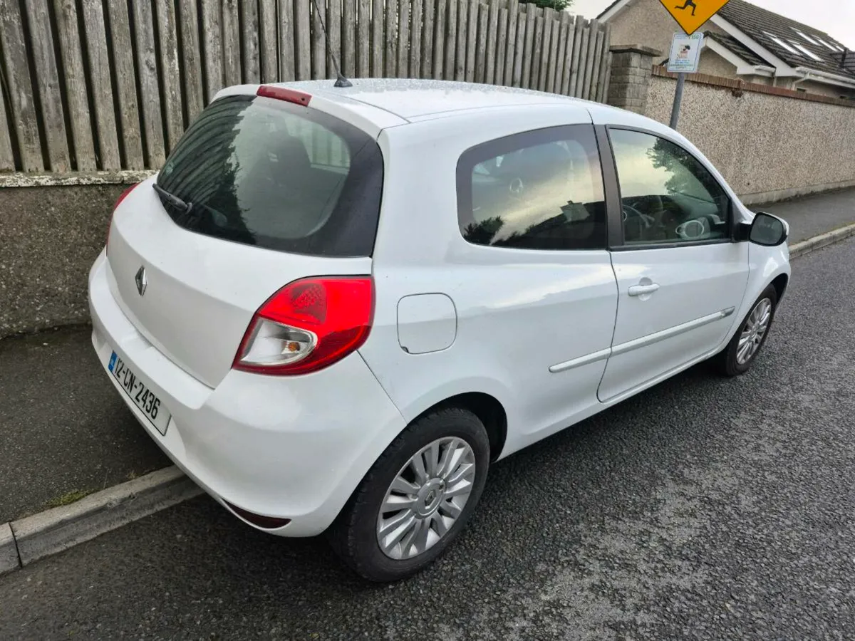 12 Renault clio 1.2 petrol Nct 5/25 - Image 4
