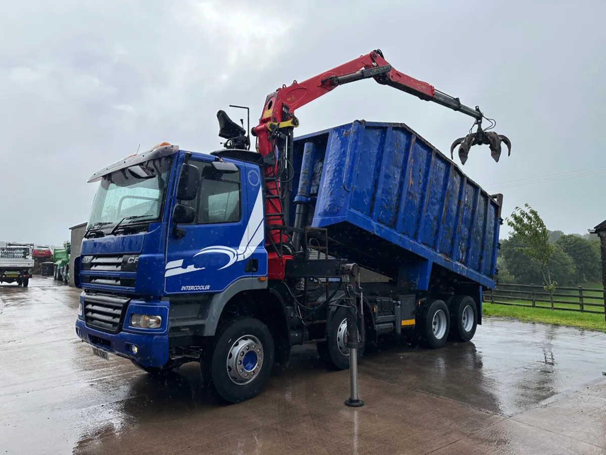 2010 DAF CF85 410 recycling spec truck - Image 2