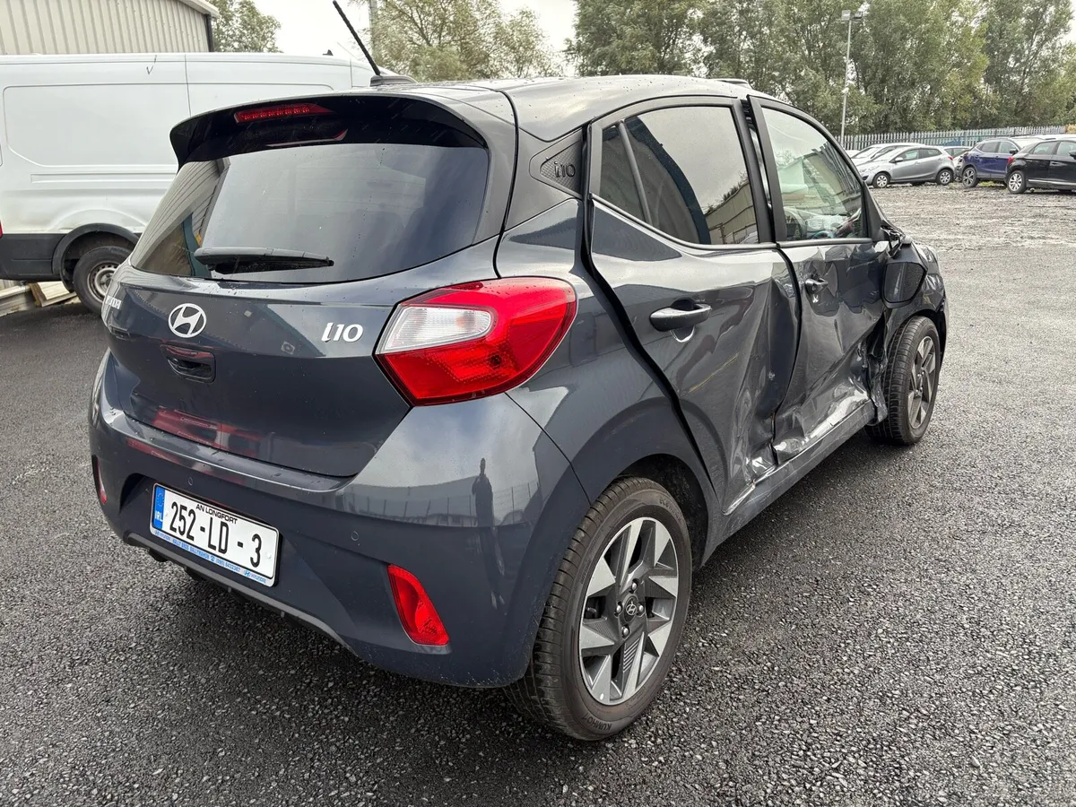 252 Hyundai i10 - Image 4