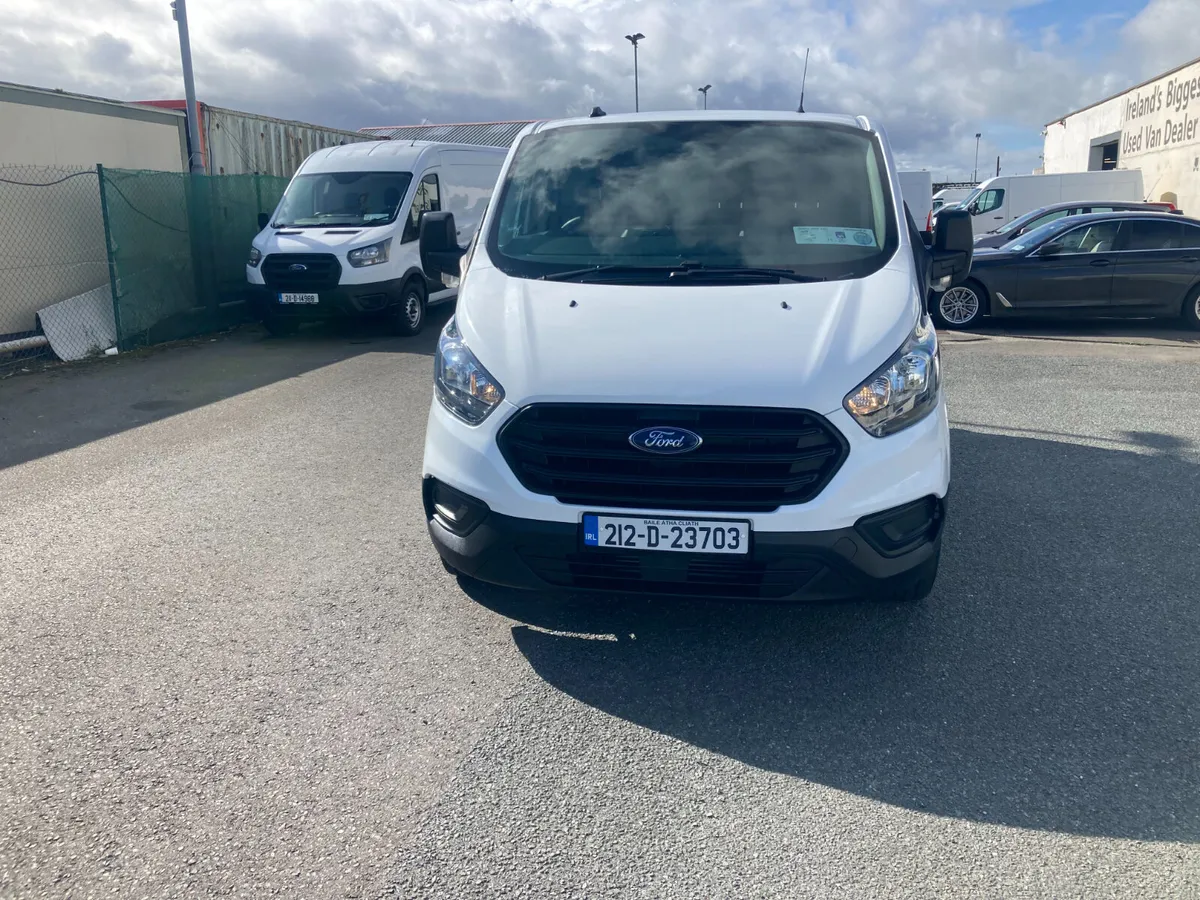 Ford Transit Custom 2021 - Image 2
