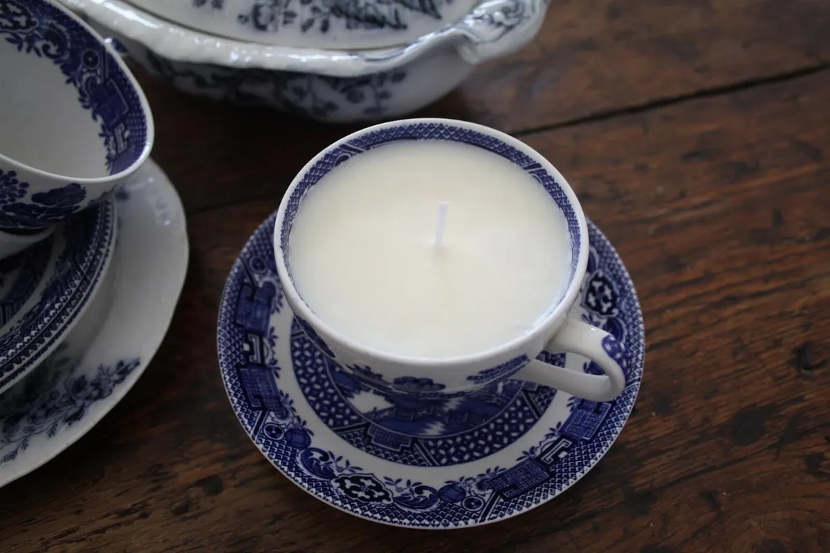 Antique Cup and Saucer Candle - Image 2