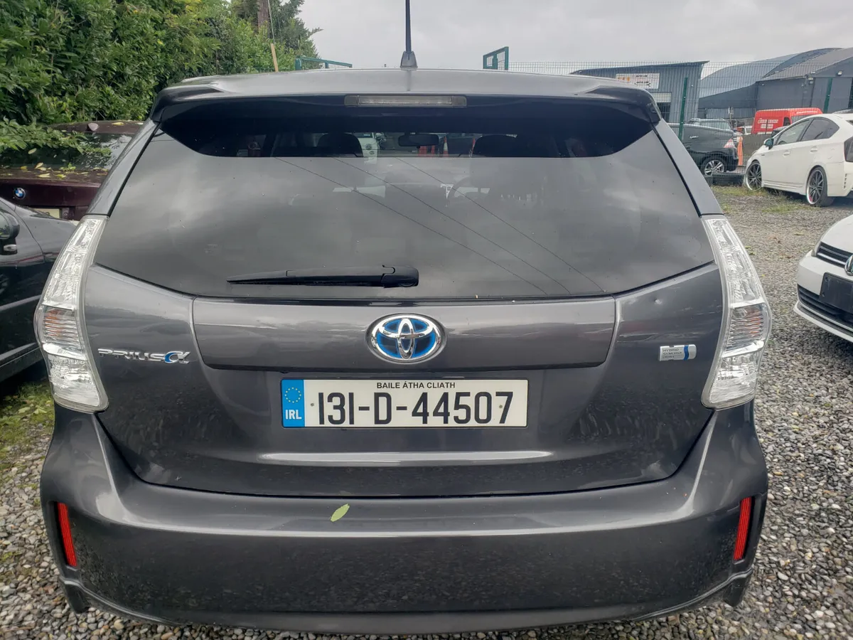 Toyota Prius 2013 - Image 4