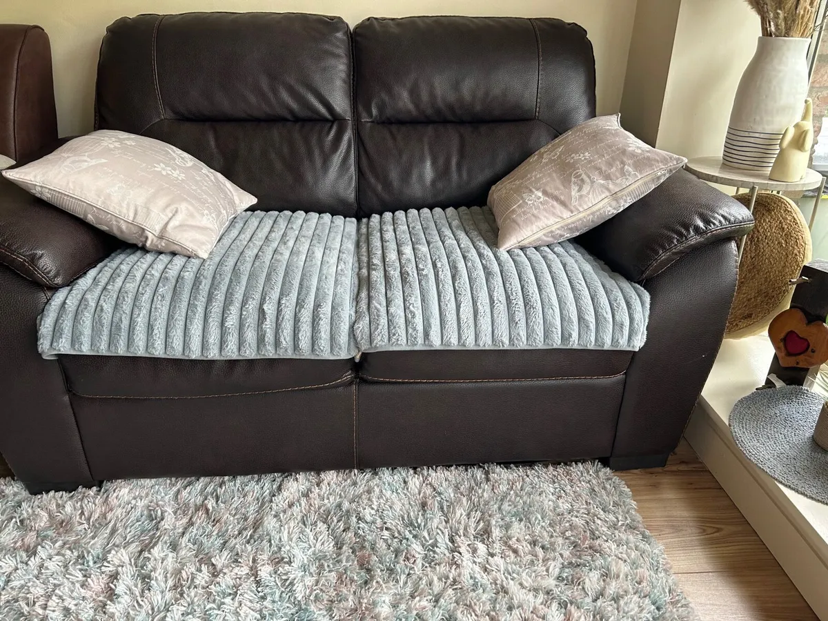 Sofa two seater - Image 3