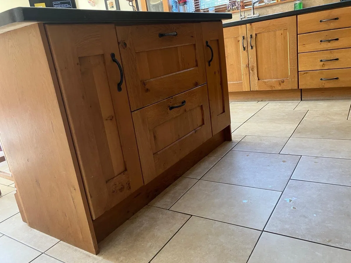 Kitchen - Image 4