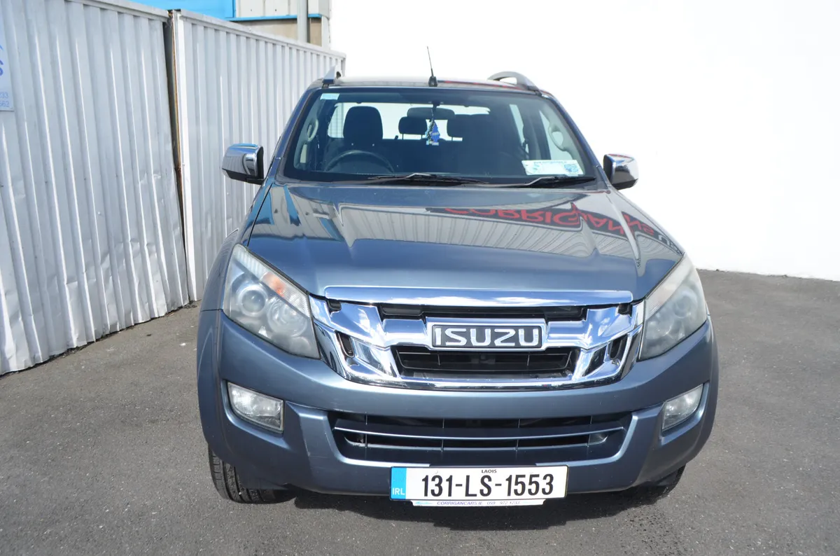 FANTASTIC CONDITION LOW MILEAGE D-MAX-NO VAT - Image 4