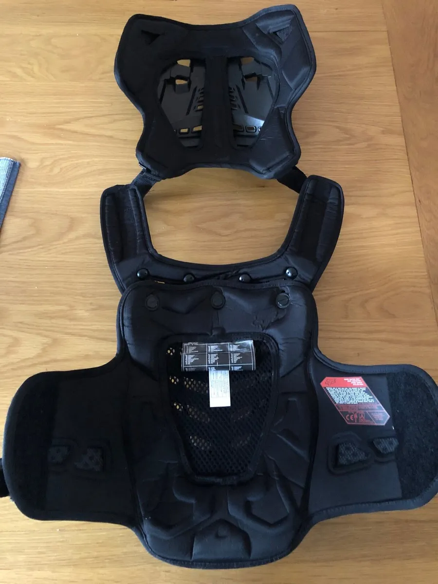 BMX MTB helmet and body protector - Image 4