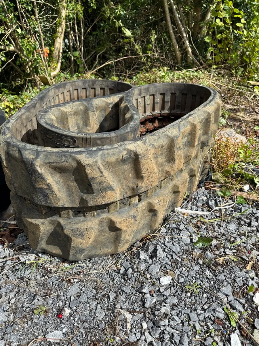Hitachi track - Image 1