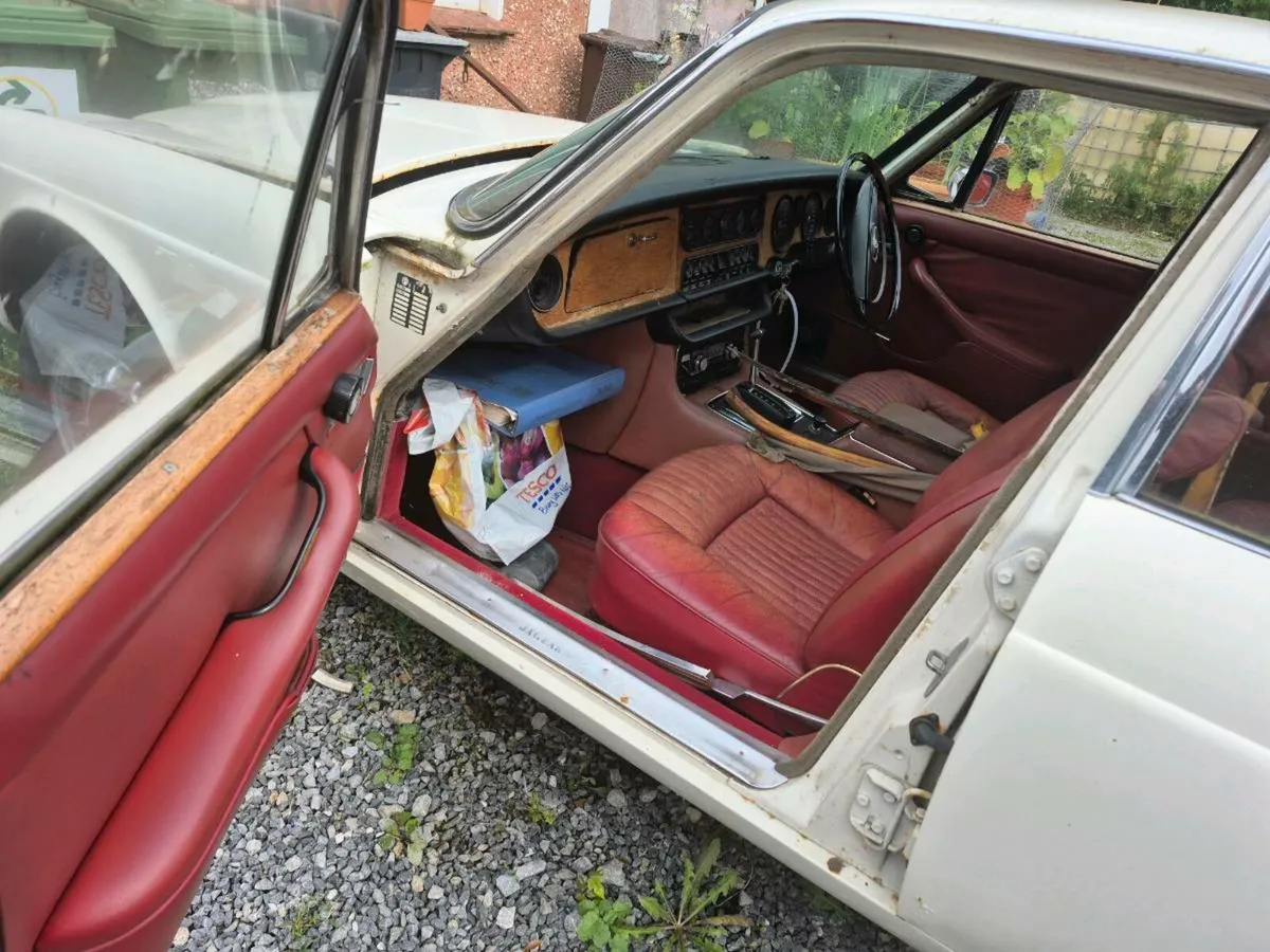 Jaguar xj12 5.3 series 1 - Image 3