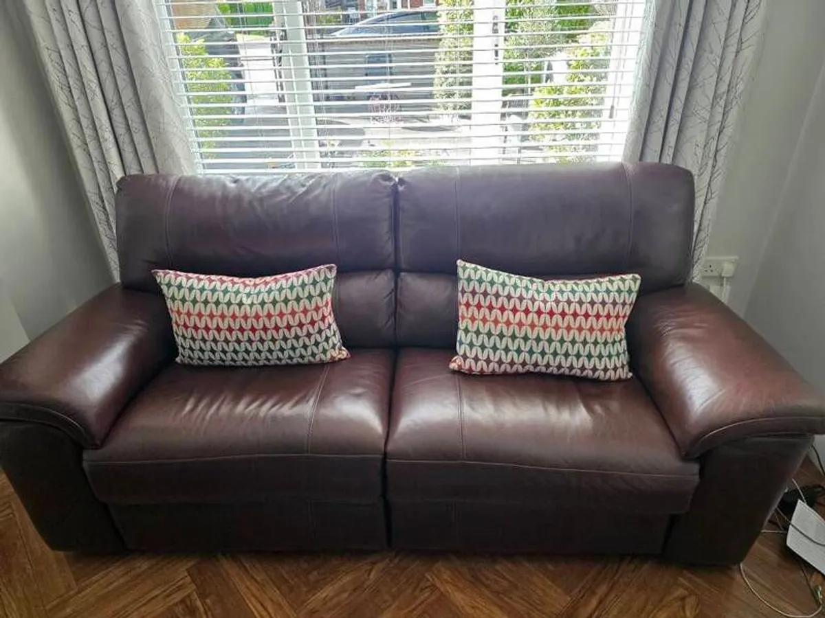 Sofa leather recliner - Image 1