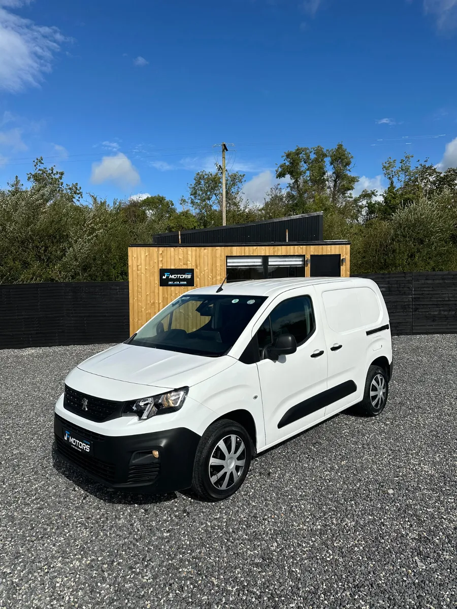 PEUGEOT PARTNER 2021 - Image 1