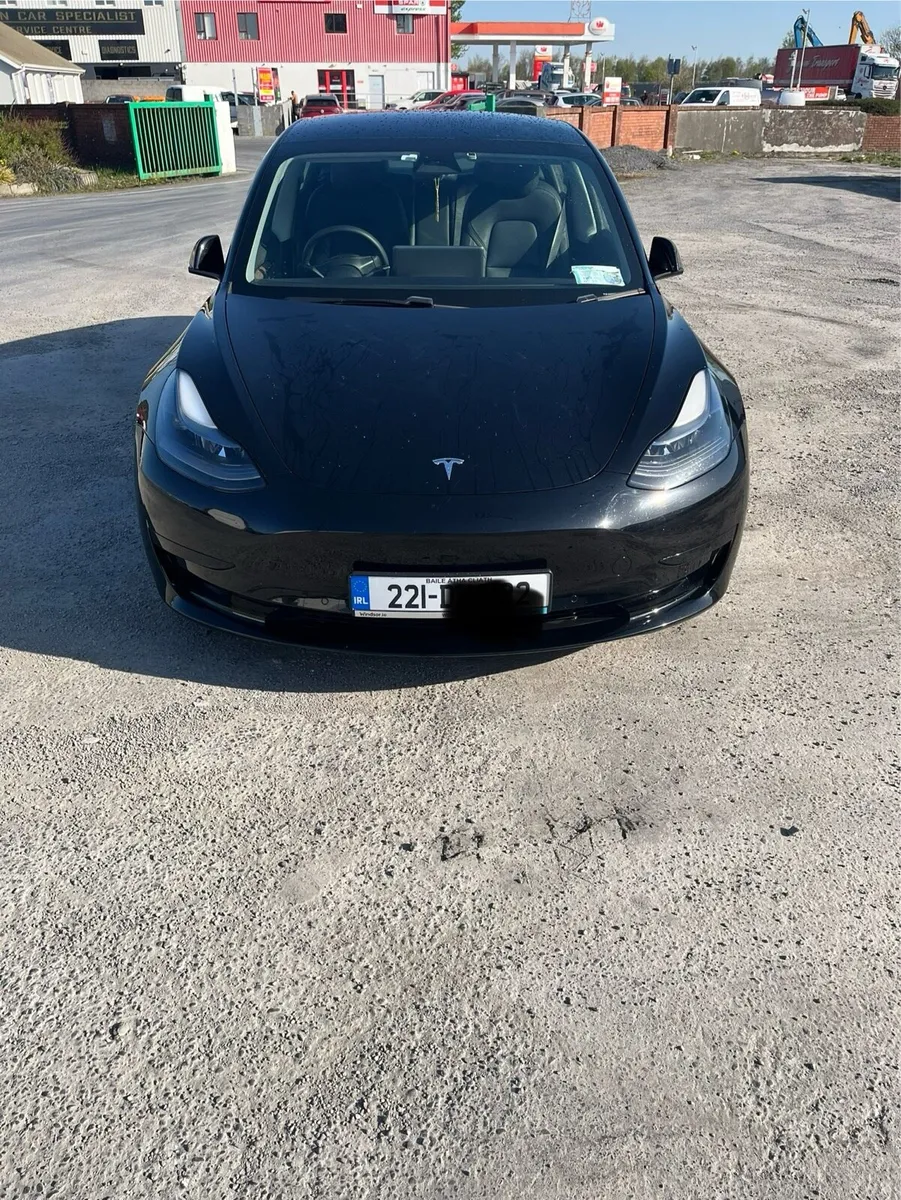 2022 Tesla Model 3 Standard Range - Image 1