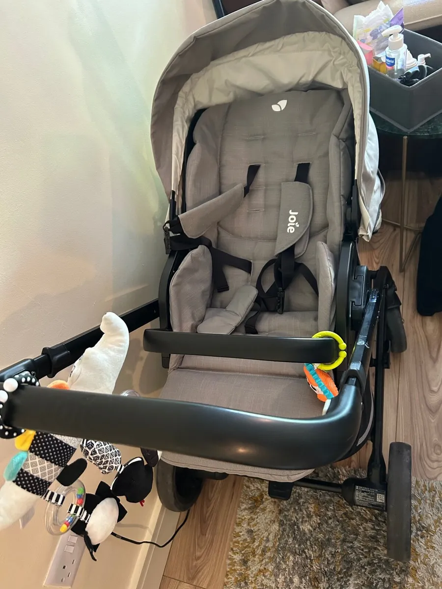 Baby stroller - Image 2
