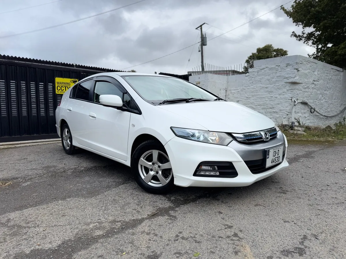 2013 HONDA INSIGHT. LOW MILEAGE. NEW NCT. AUTO 1.3 - Image 3
