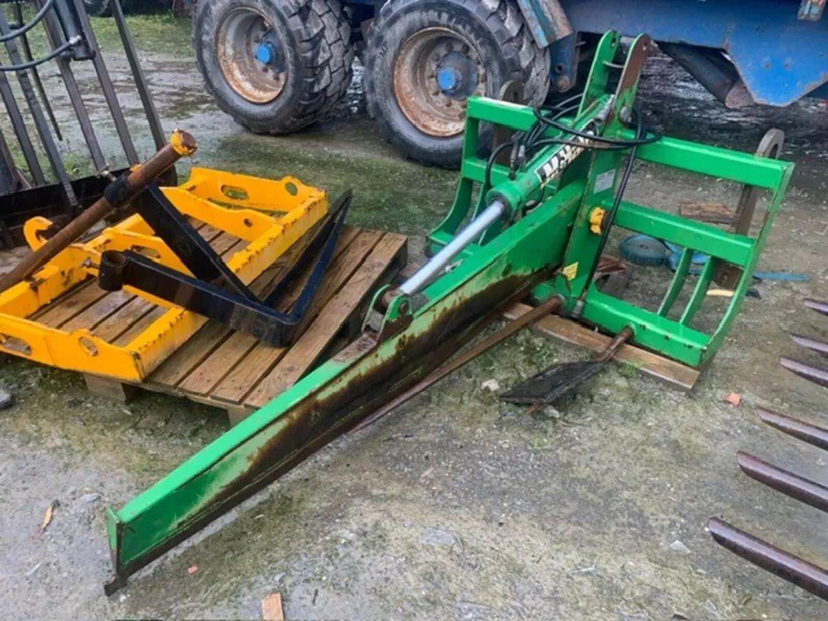 MCHALE BALE SLICER - Image 2