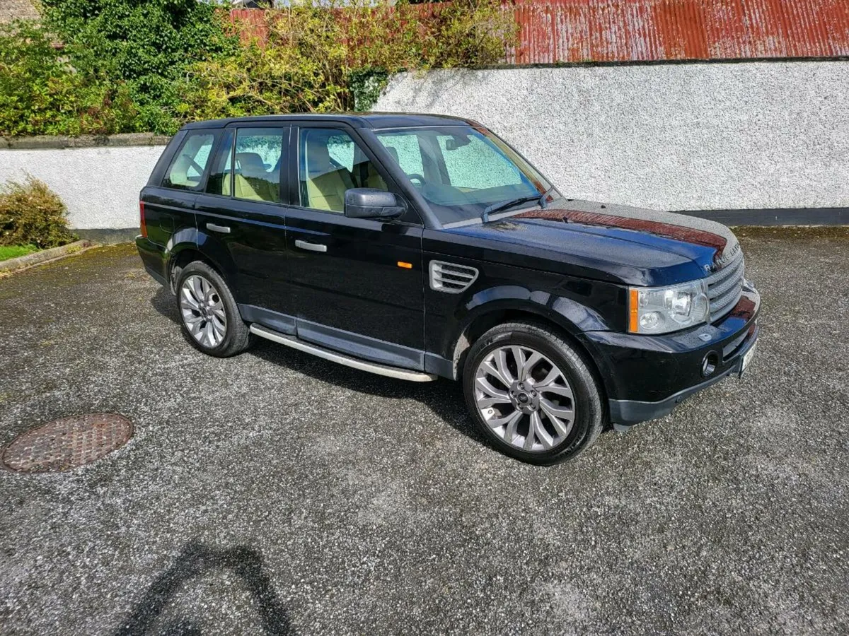 Range Rover sports crew cab DOE 7/26 - Image 1