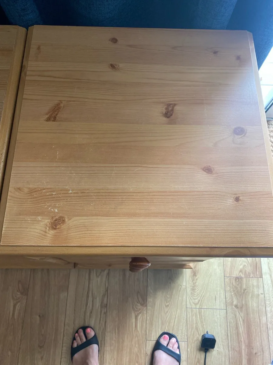 Two lockers - Image 4