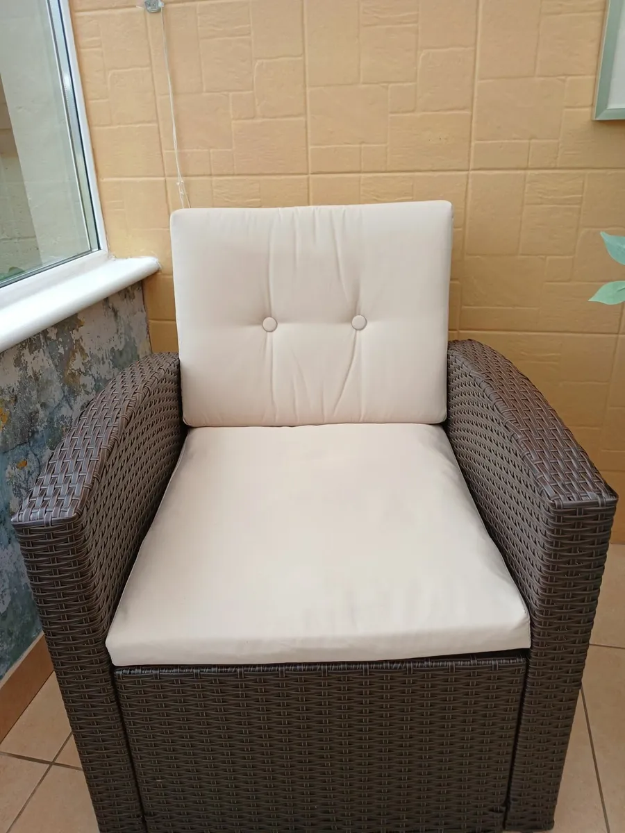 Conservatory/Garden chairs - Image 3
