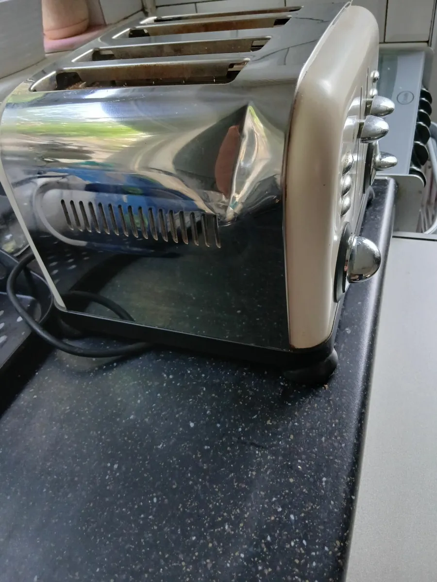 Toaster - Image 2