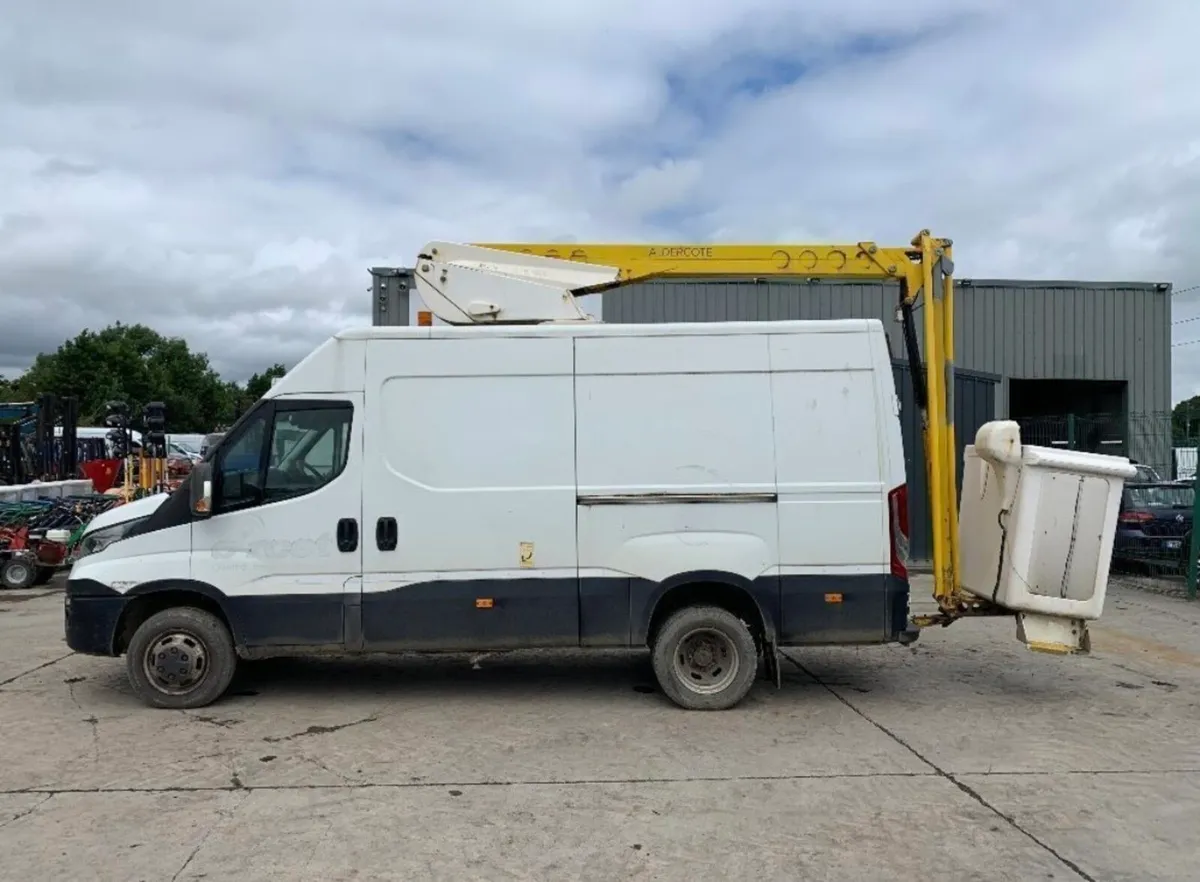 Iveco Daily Cherry Picker Van - Image 2