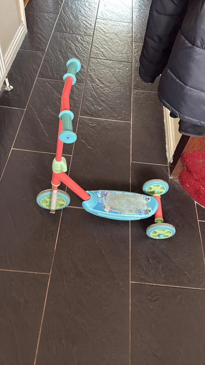 Toddler scooter