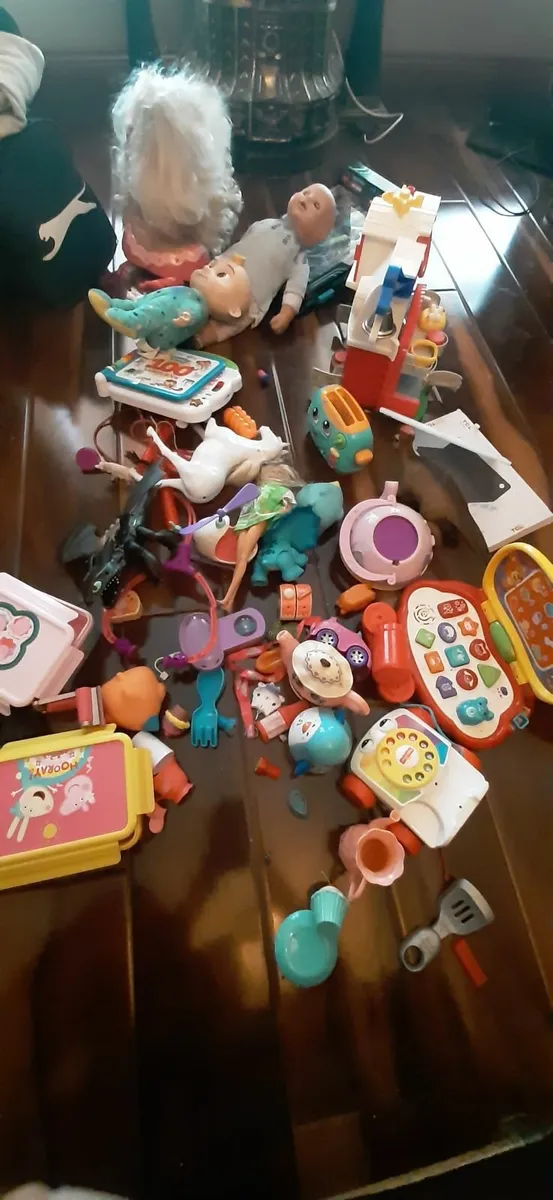 Childrens toys assorted - Image 1