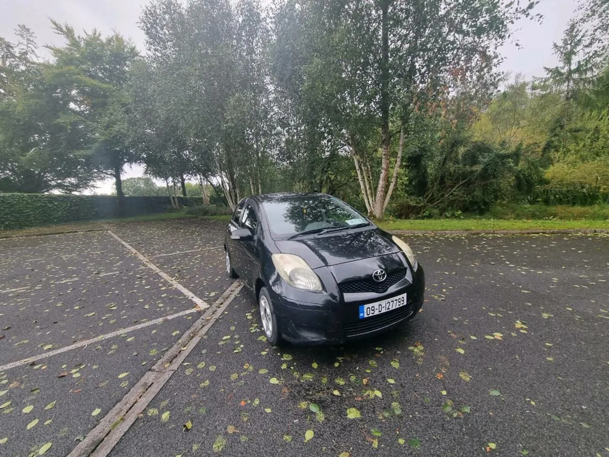 Toyota Vitz/Yaris Auto 161000kms NCT 1/26 TAX 4/26 - Image 3