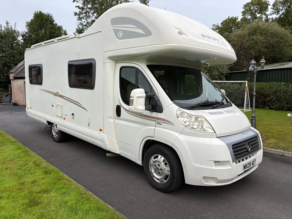 Swift Suntor 630L Coachbuilt Motorhome. 6 Belt/Bth - Image 1