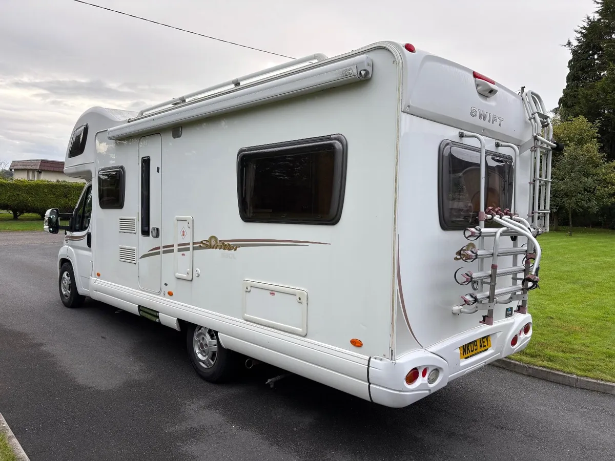 Swift Suntor 630L Coachbuilt Motorhome. 6 Belt/Bth - Image 3