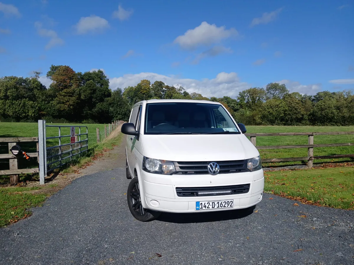 ~Volkswagen Transporter~ - Image 1