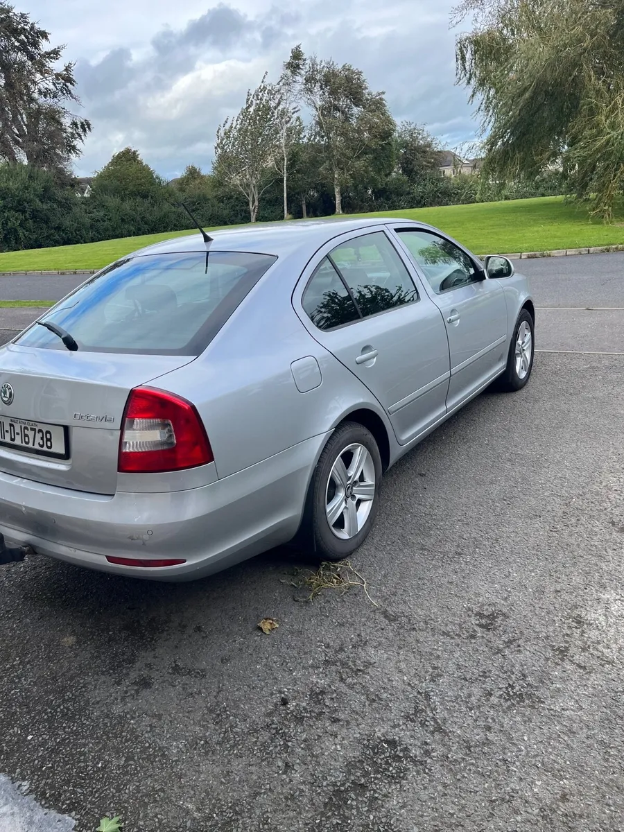 Skoda Octavia 2011 - Image 4