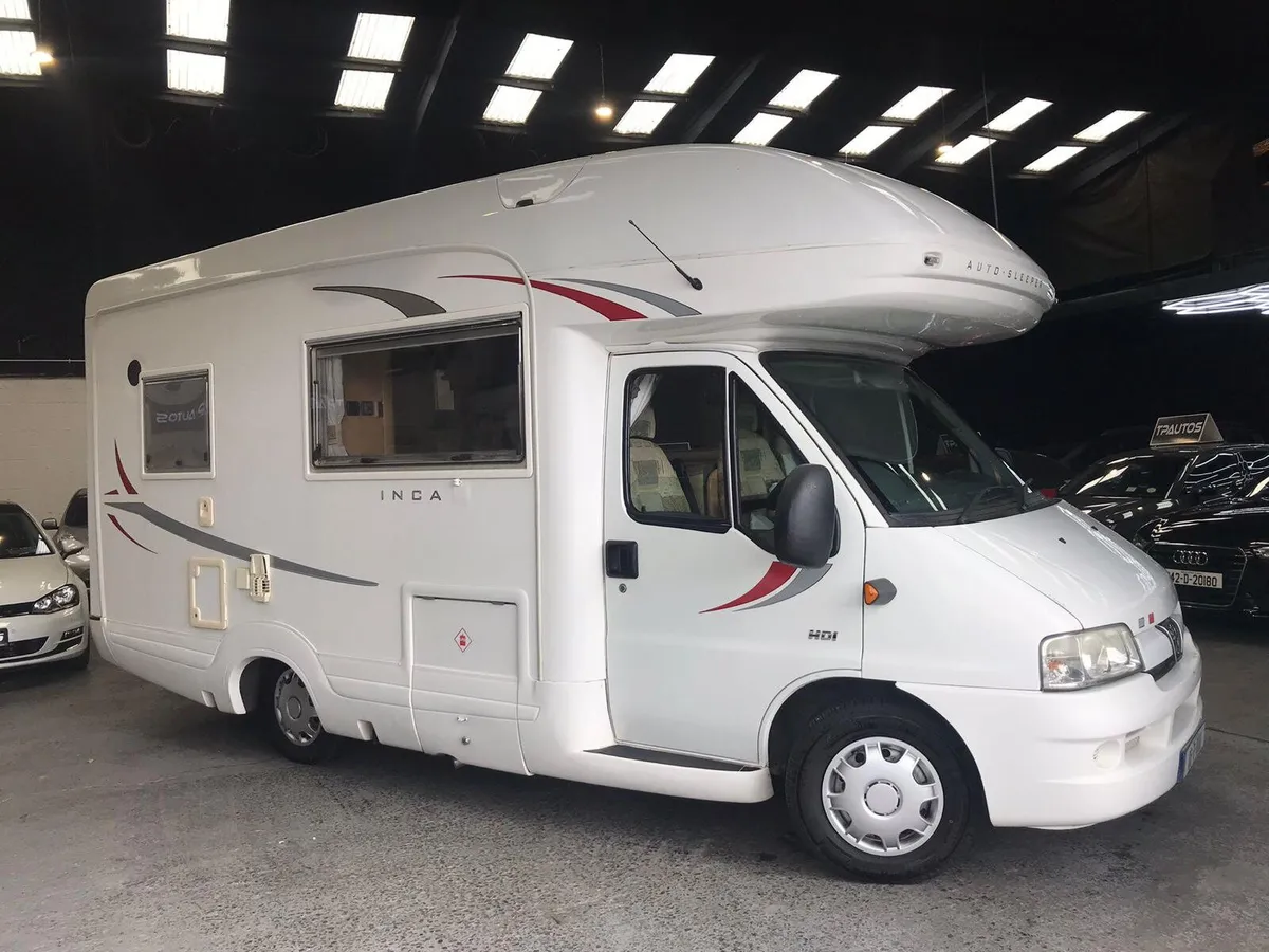 2006 AUTOSLEEPER CAMPERVAN - Image 1