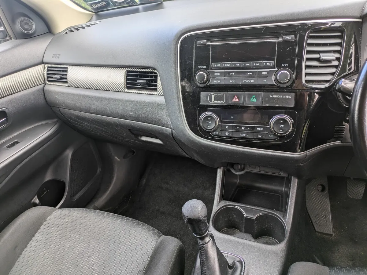 Mitsubishi Outlander 2013 - Image 3