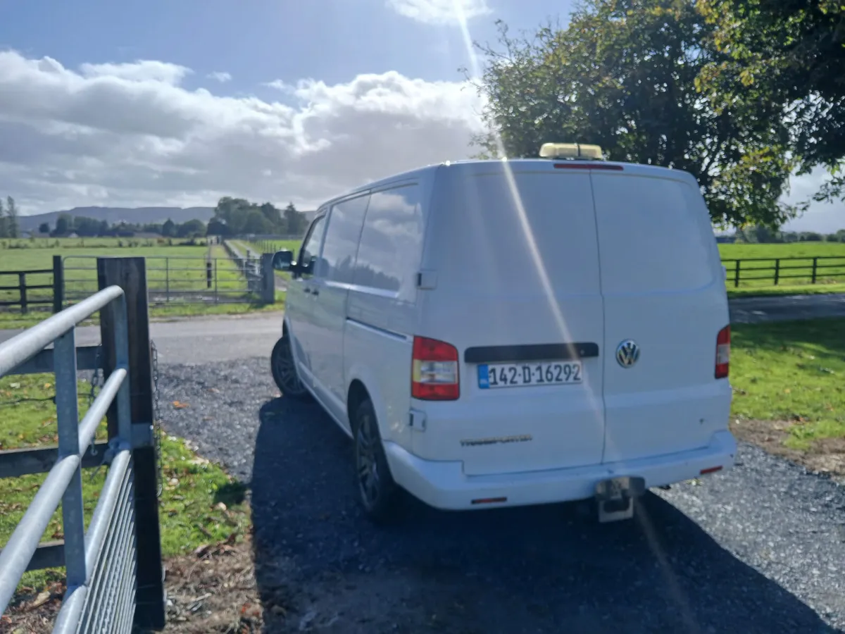 ~Volkswagen Transporter~ - Image 3