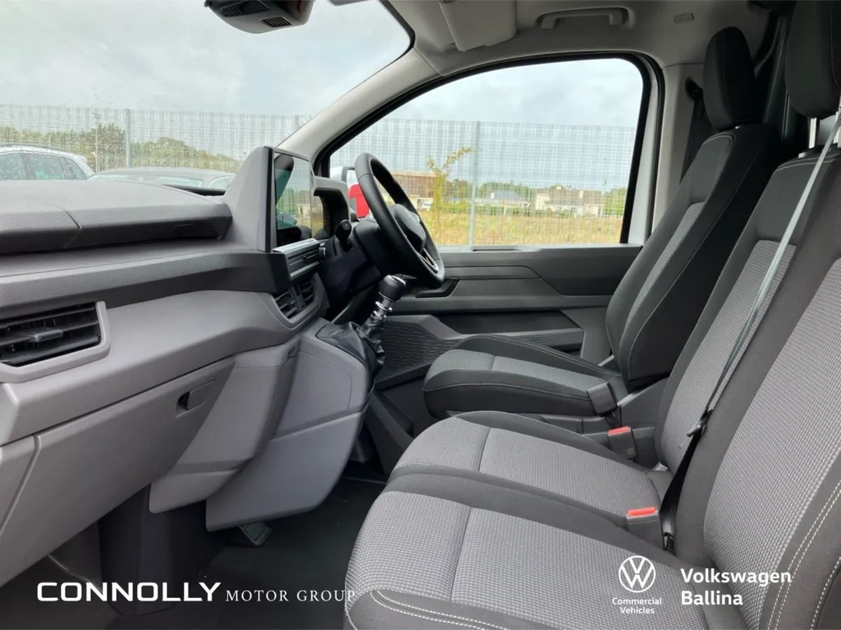Volkswagen Transporter Trendline 150bhp - Image 4