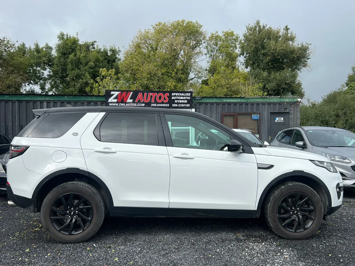 2016 Land Rover Discovery Sport 7 Seats - Image 4